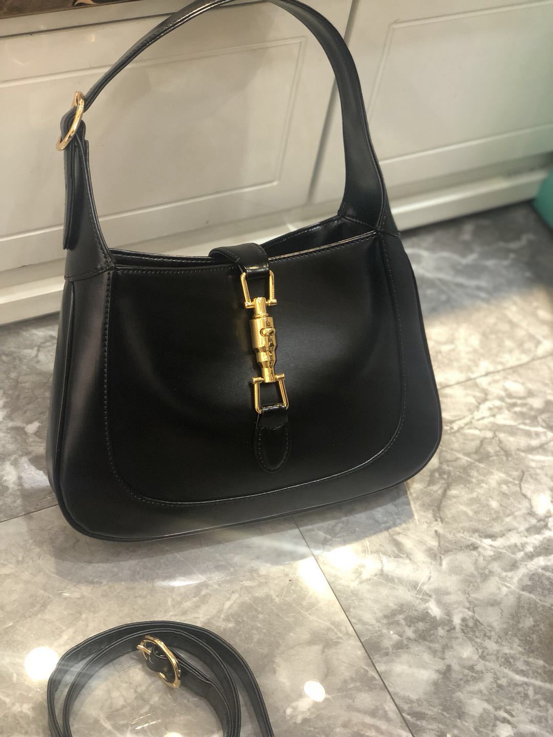 Veronica Shoulder Bag