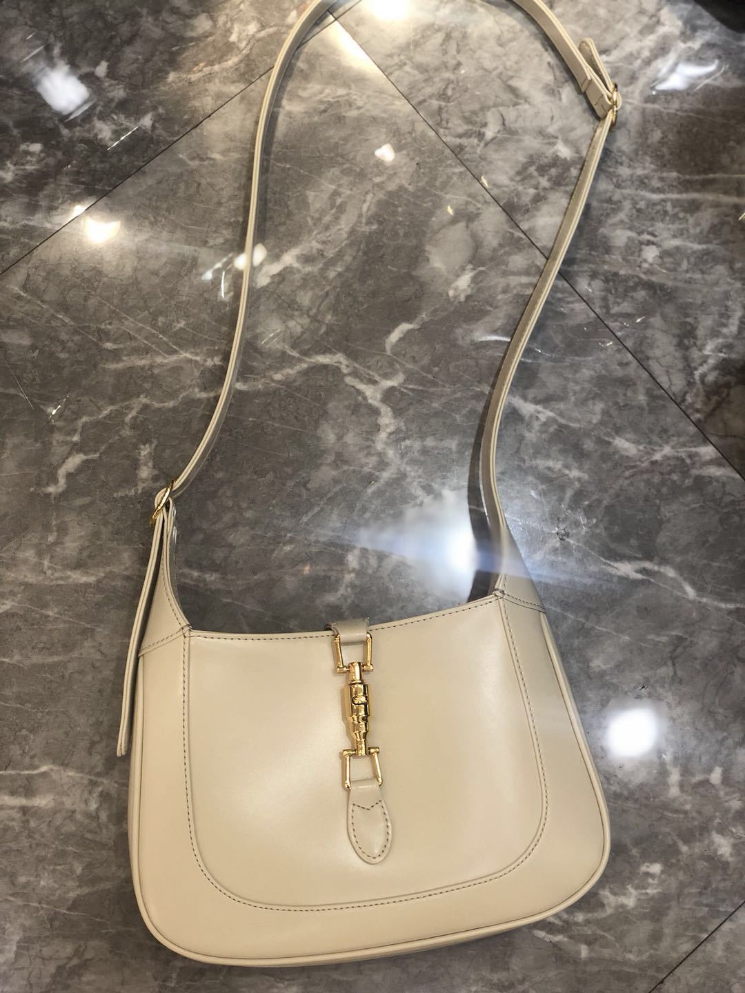 Veronica Shoulder Bag